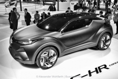 2014-Toyota-C-HR-Concept-01